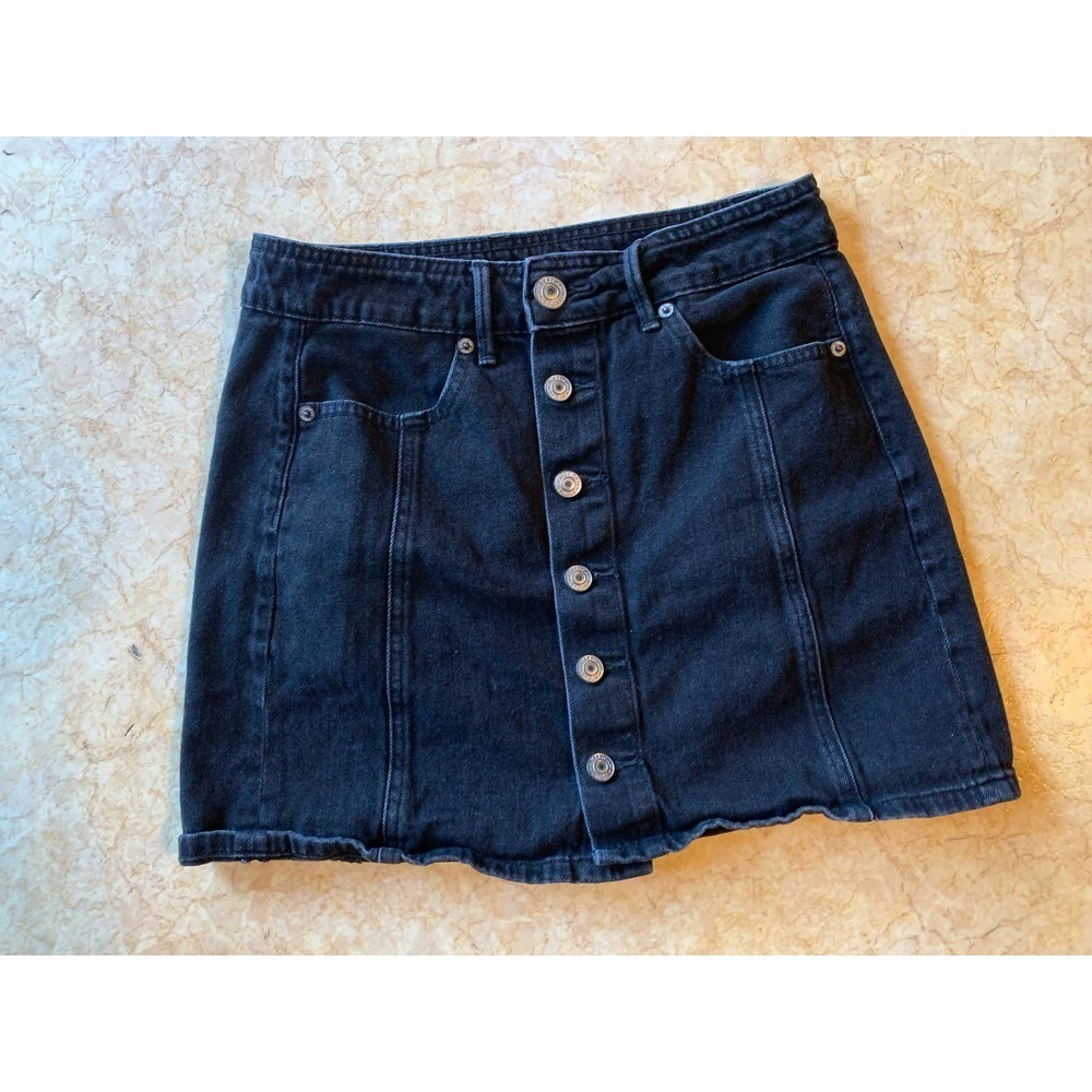 American Eagle size 2 High-Rise A-Line Skirt BLACK